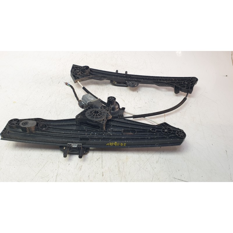 Recambio de elevalunas delantero izquierdo para opel astra l (ov5) 1.2 (fphnsl, fphnsr) referencia OEM IAM 9830815080  