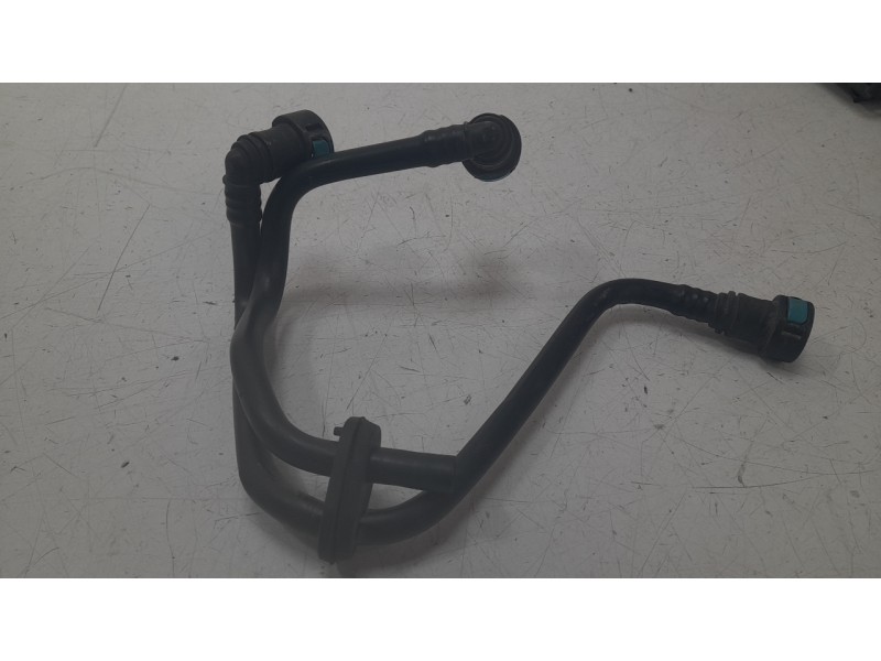 Recambio de tubo para porsche cayman (typ 981c) gt4 referencia OEM IAM 98110628801  