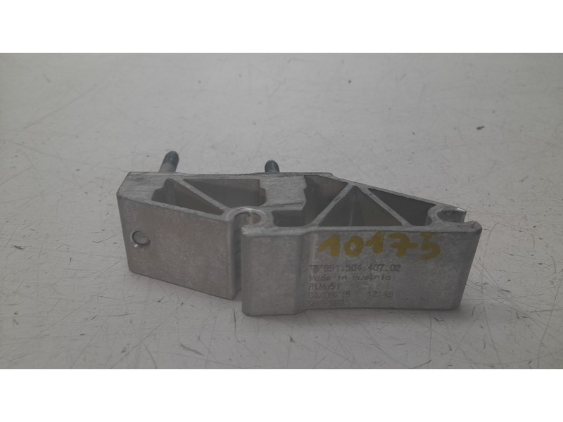 Recambio de soporte / guia puerta corredera para porsche cayman (typ 981c) gt4 referencia OEM IAM 98110726503  