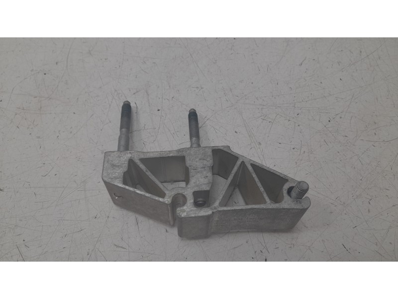 Recambio de soporte / guia puerta corredera para porsche cayman (typ 981c) gt4 referencia OEM IAM 99150440702  