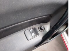 MANDO ELEVALUNAS DELANTERO IZQUIERDO 