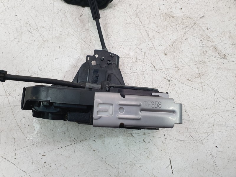 Recambio de cerradura puerta delantera derecha para ford kuga iii (dfk) 2.5 fhev referencia OEM IAM 2066073  10610500120/DLF8100