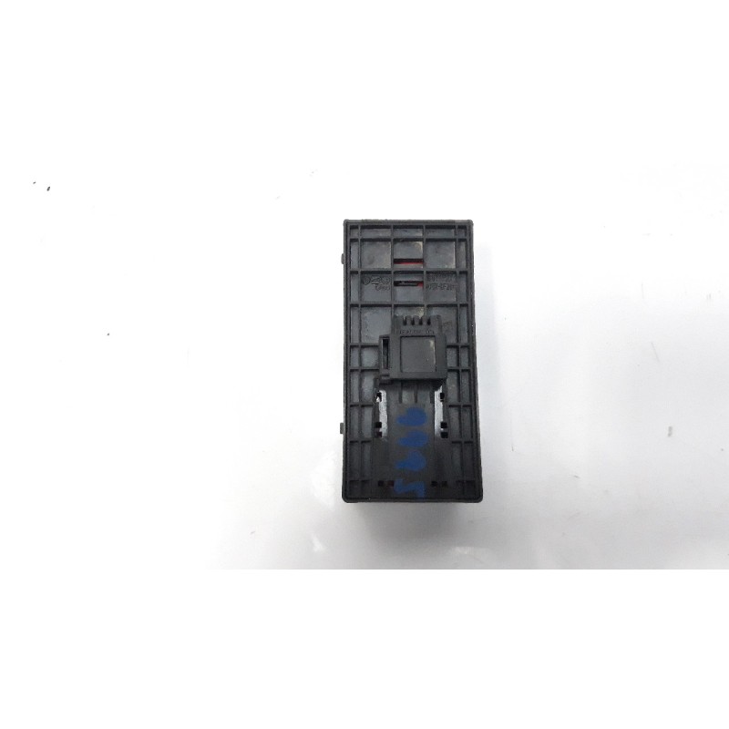 Recambio de mando elevalunas delantero izquierdo para audi a1 sportback (8xf) adrenalin referencia OEM IAM 8U0959851 IAF150037HQ
