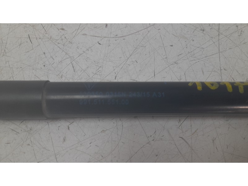 Recambio de amortiguadores capo para porsche cayman (typ 981c) gt4 referencia OEM IAM 99151155100  