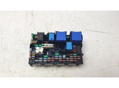 CAJA RELES / FUSIBLES 243801284R 