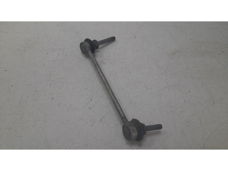 Recambio de tirante delantero izquierdo para porsche cayman (typ 981c) gt4 referencia OEM IAM 99106980  