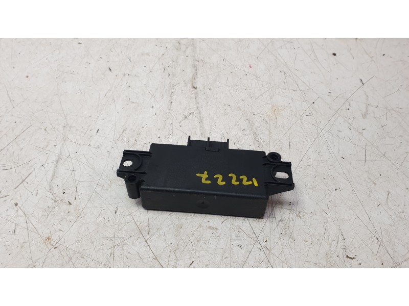 Recambio de modulo electronico para renault captur ii (hf_) tce 90 (hfm6) referencia OEM IAM 284L04153R  