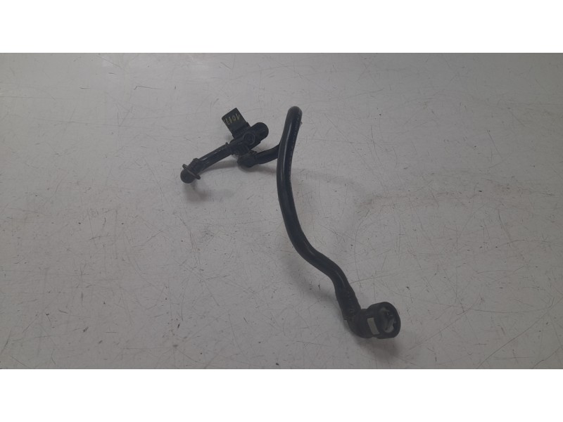 Recambio de tubo para porsche cayman (typ 981c) gt4 referencia OEM IAM 99135557704  