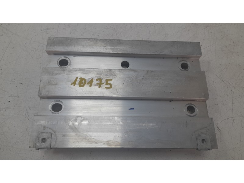 Recambio de soporte cambio para porsche cayman (typ 981c) gt4 referencia OEM IAM 99150482300  