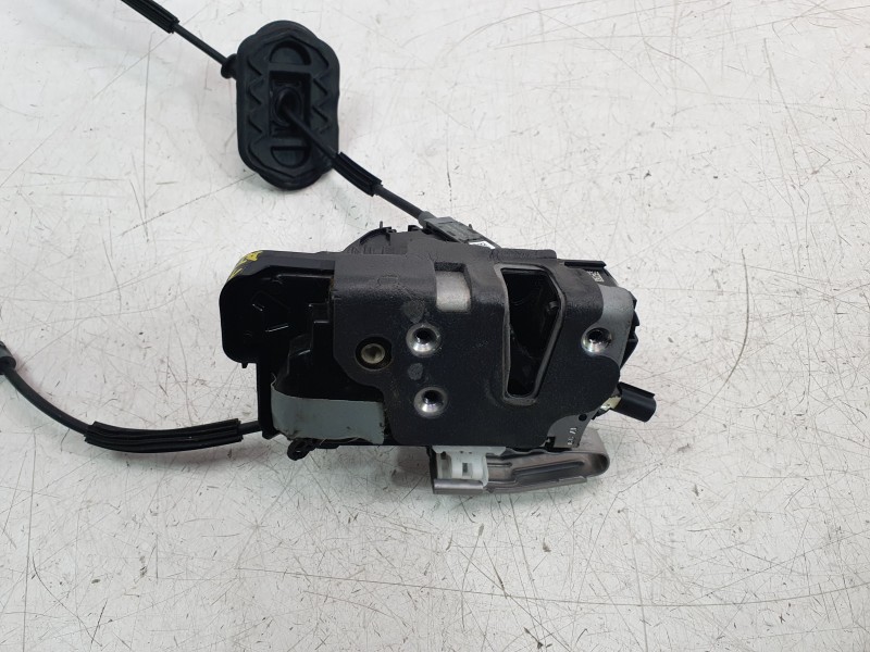 Recambio de cerradura puerta delantera izquierda para ford kuga iii (dfk) 2.5 fhev referencia OEM IAM LV4BA264A27AH  