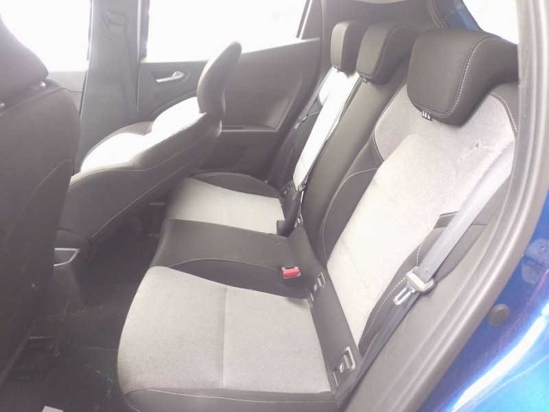 mitsubishi colt del año 2024