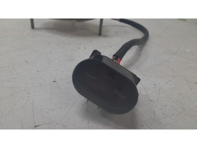 Recambio de electroventilador para porsche cayman (typ 981c) gt4 referencia OEM IAM 98162403501  
