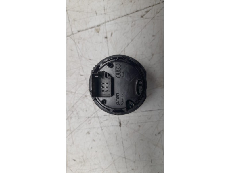 Recambio de mando control radio para audi a3 sportback (8ya, 8yf) 30 tdi referencia OEM IAM 8Y0919616  