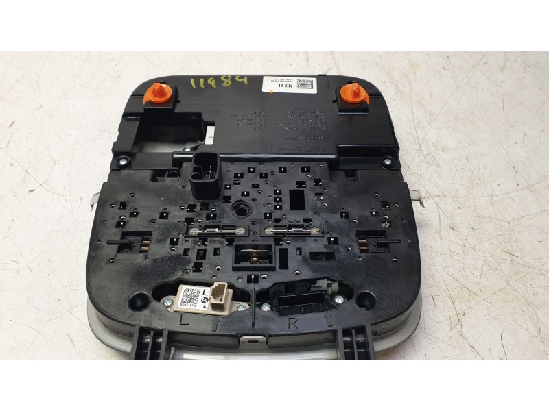 Recambio de luz interior para hyundai i20 iii (bc3, bi3) 1.0 t-gdi referencia OEM IAM 92800Q0710LS5  