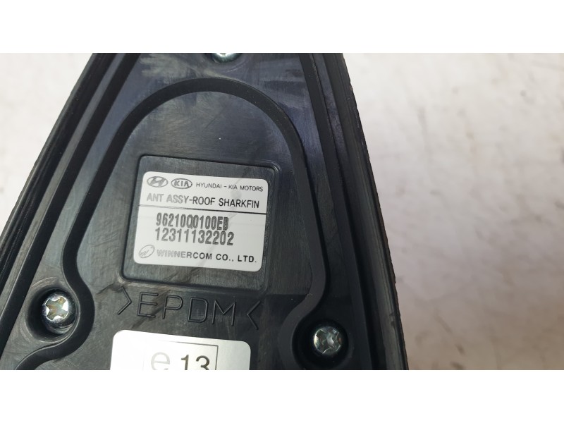 Recambio de antena para hyundai i20 iii (bc3, bi3) 1.0 t-gdi referencia OEM IAM 96210Q0100EB  
