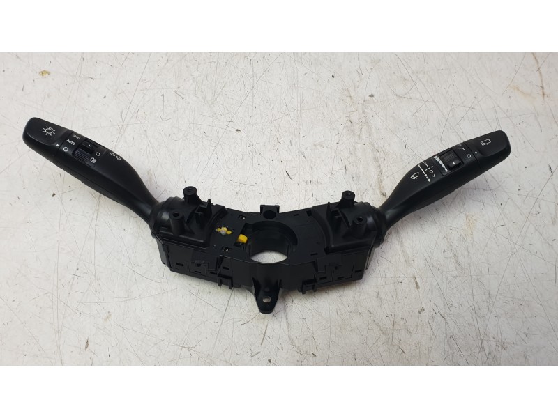 Recambio de mando multifuncion para hyundai i20 iii (bc3, bi3) 1.0 t-gdi referencia OEM IAM 93404Q0855  