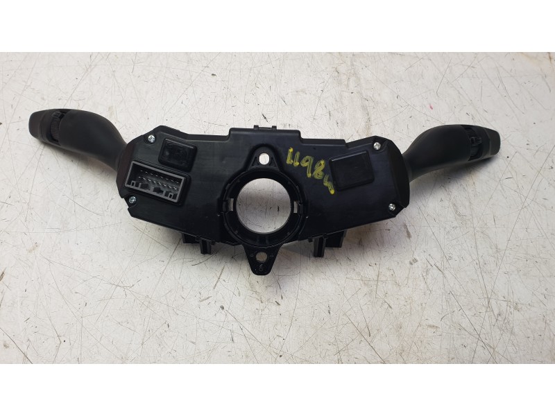 Recambio de mando multifuncion para hyundai i20 iii (bc3, bi3) 1.0 t-gdi referencia OEM IAM 93404Q0855  