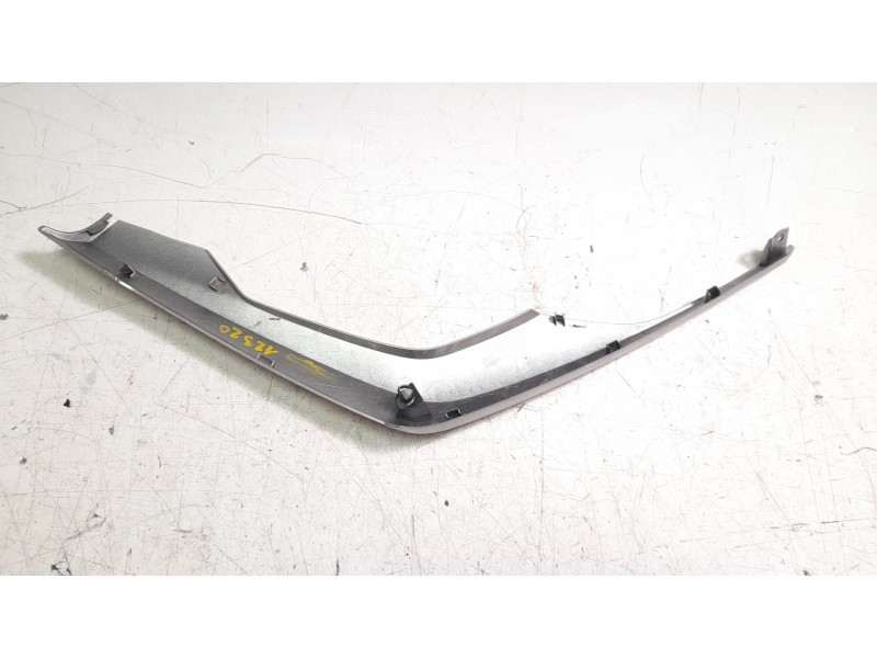 Recambio de moldura para honda nc nc 750 x (rh09) referencia OEM IAM 64161MKWD000 64161MKWD00ZA 