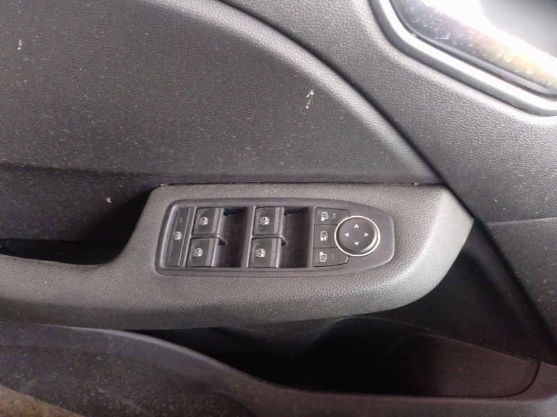 Recambio de mando elevalunas delantero izquierdo para mitsubishi colt referencia OEM IAM   