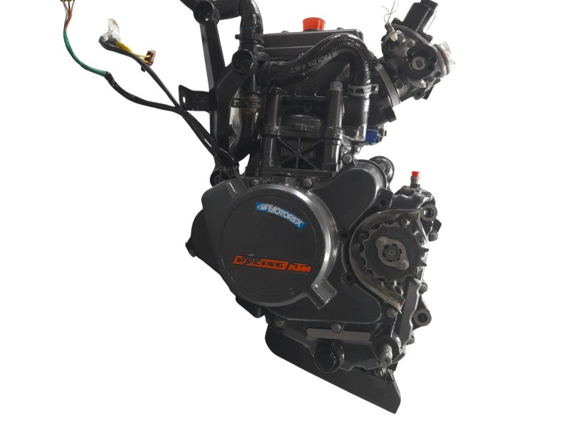 Recambio de motor completo para ktm 125 duke referencia OEM IAM 935  