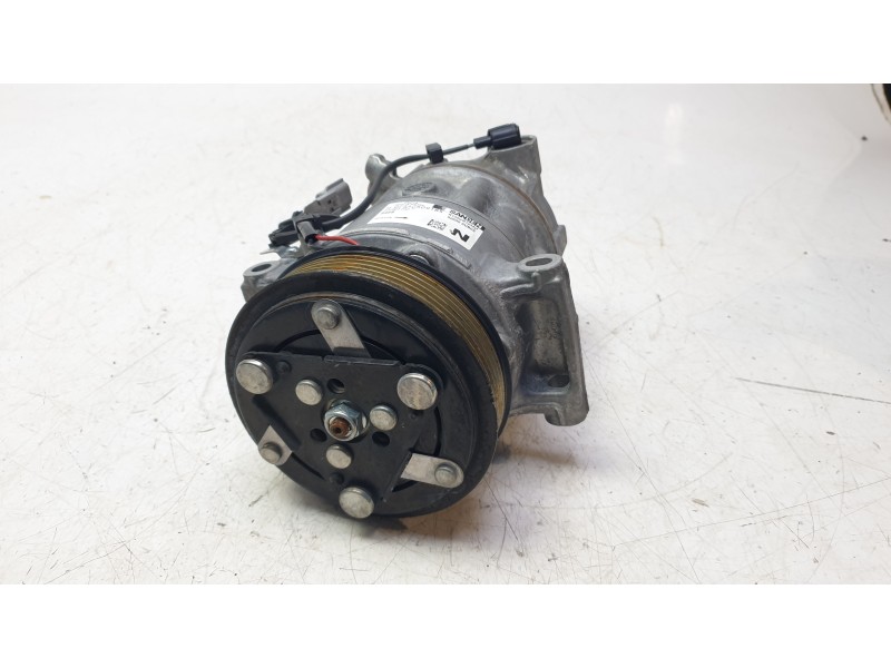 Recambio de compresor aire acondicionado para nissan qashqai iii (j12) 1.3 dig-t referencia OEM IAM 926006UB0A  