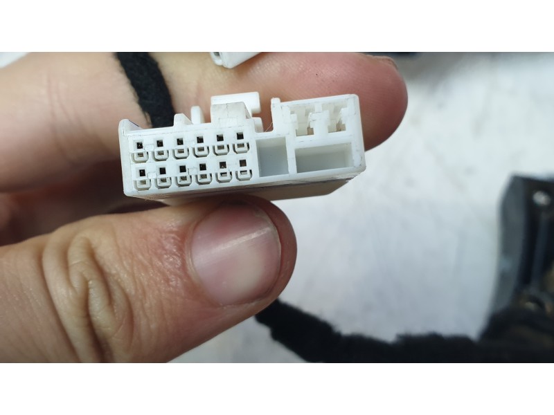 Recambio de mando multifuncion para hyundai i20 iii (bc3, bi3) 1.0 t-gdi referencia OEM IAM 56171Q0AA0  