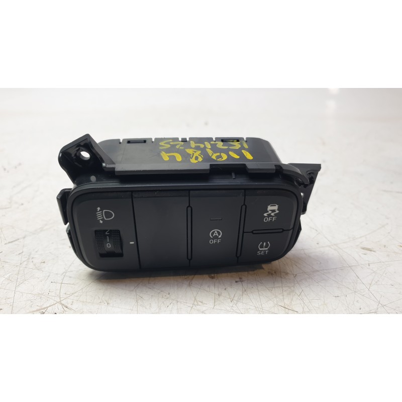 Recambio de mando regulacion faros para hyundai i20 iii (bc3, bi3) 1.0 t-gdi referencia OEM IAM 93700Q0010NNB  
