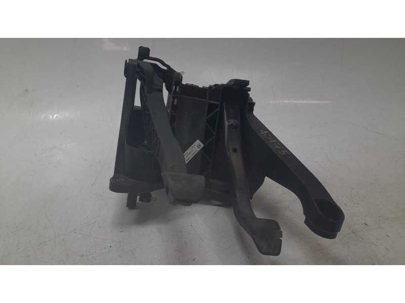 Recambio de pedalera completa para porsche cayman (typ 981c) gt4 referencia OEM IAM 99142300902  