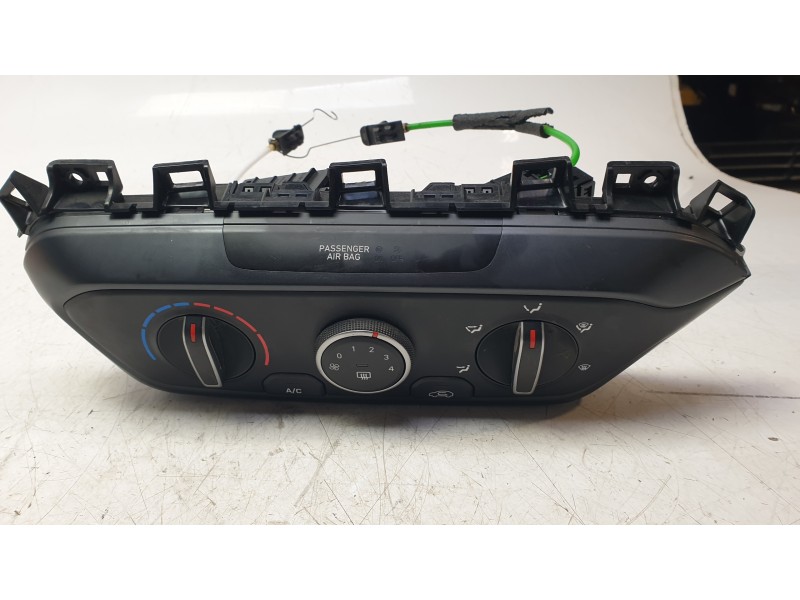 Recambio de mando climatizador para hyundai i20 iii (bc3, bi3) 1.0 t-gdi referencia OEM IAM 97250Q0010TT6  