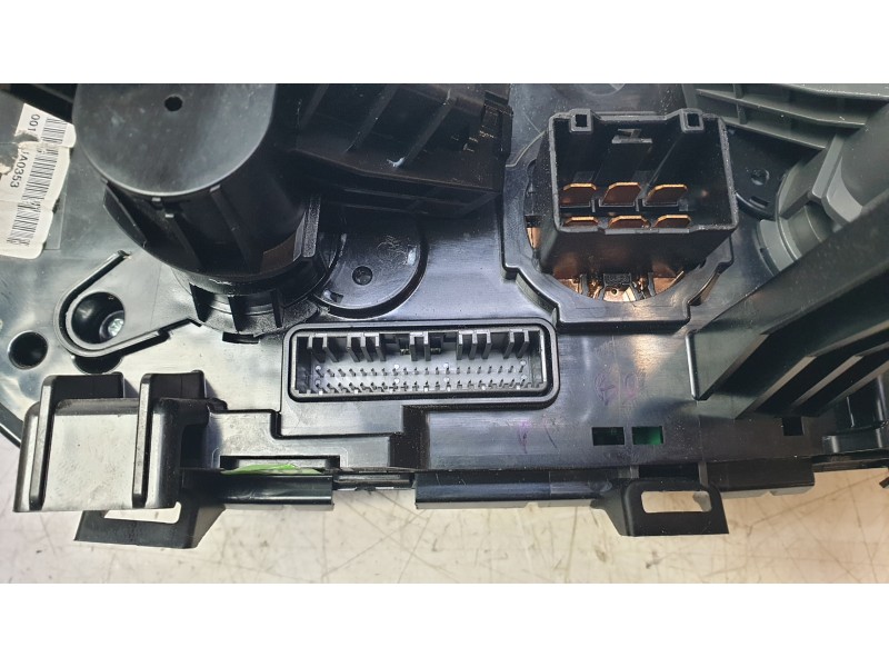 Recambio de mando climatizador para hyundai i20 iii (bc3, bi3) 1.0 t-gdi referencia OEM IAM 97250Q0010TT6  