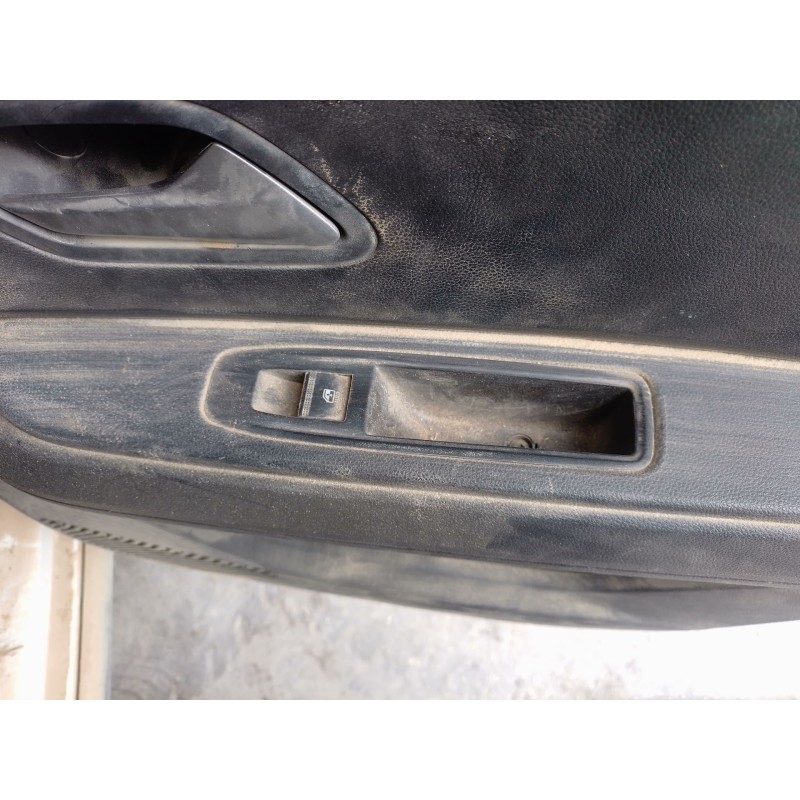 Recambio de mando elevalunas trasero derecho para dacia duster iii eco-g 100 essential referencia OEM IAM   