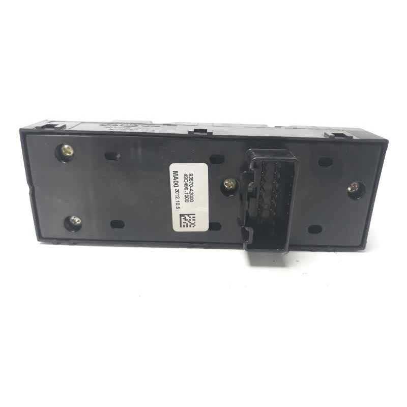 Recambio de mando elevalunas delantero izquierdo para kia cee´d 1.4 crdi cat referencia OEM IAM 93570A2000 49D4901000 