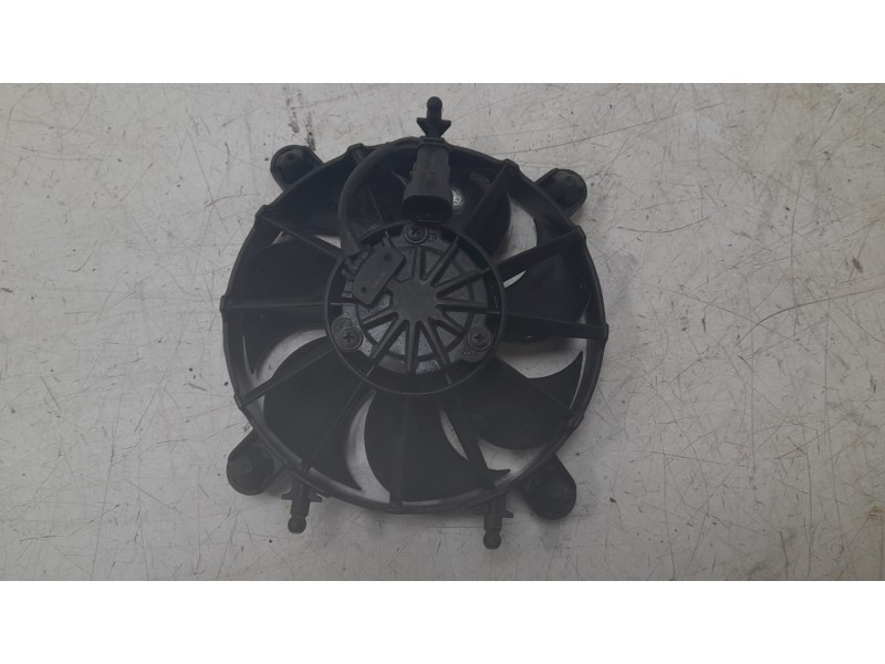 Recambio de electroventilador para porsche cayman (typ 981c) gt4 referencia OEM IAM 99162405006  