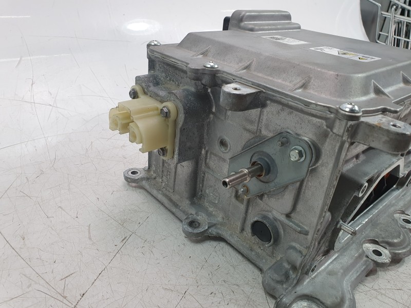 Recambio de inversor para ford kuga iii (dfk) 2.5 fhev referencia OEM IAM LX687B012BJ  