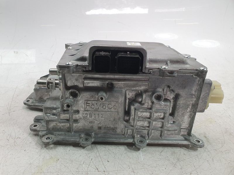 Recambio de inversor para ford kuga iii (dfk) 2.5 fhev referencia OEM IAM LX687B012BJ  