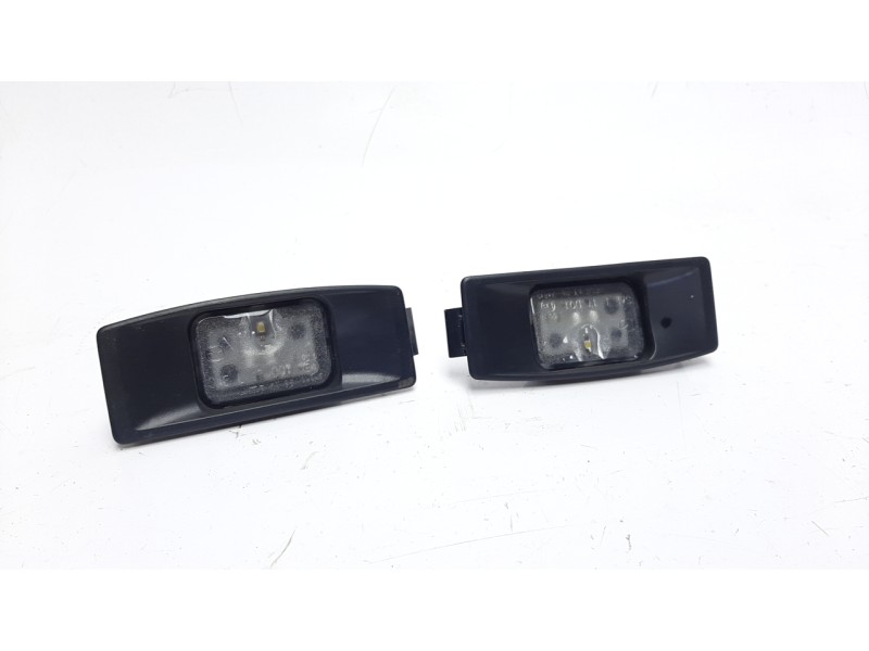Recambio de piloto matricula para mazda 3 berlina (bp) referencia OEM IAM B0J85126Y  