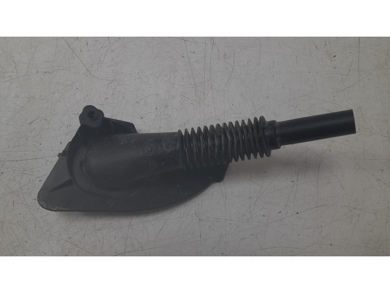 Recambio de deposito limpia para porsche cayman (typ 981c) gt4 referencia OEM IAM 991528403  