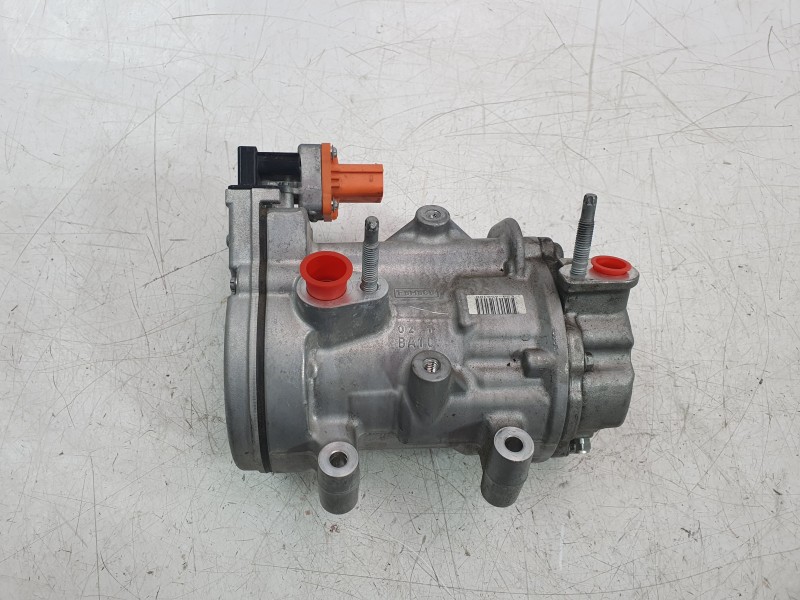 Recambio de compresor aire acondicionado para ford kuga iii (dfk) 2.5 fhev referencia OEM IAM LX6A19D623AD  