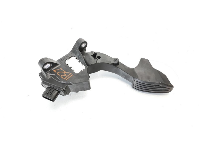 Recambio de potenciometro pedal para toyota yaris 1.5 16v cat referencia OEM IAM 781100D120  