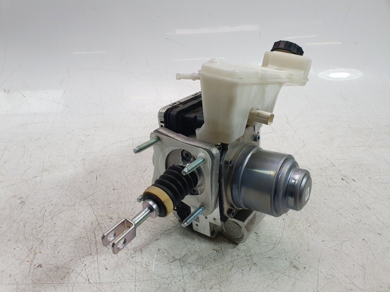 Recambio de bomba freno para ford kuga iii (dfk) 2.5 fhev referencia OEM IAM LX6C2C219MU  