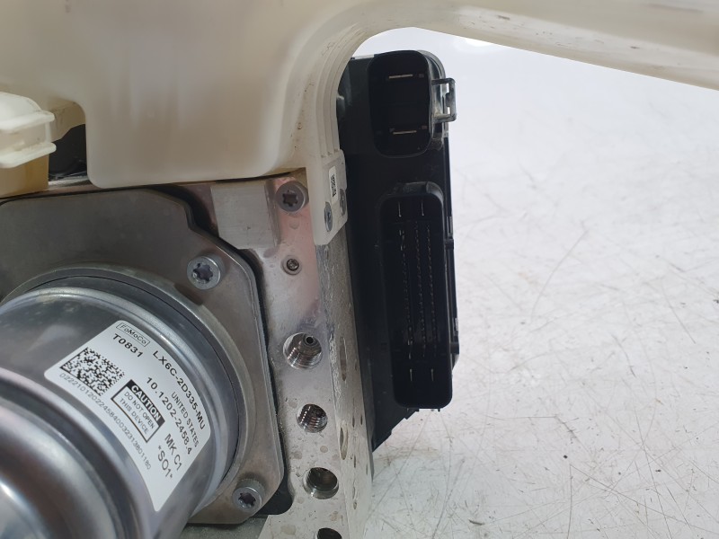 Recambio de bomba freno para ford kuga iii (dfk) 2.5 fhev referencia OEM IAM LX6C2C219MU  