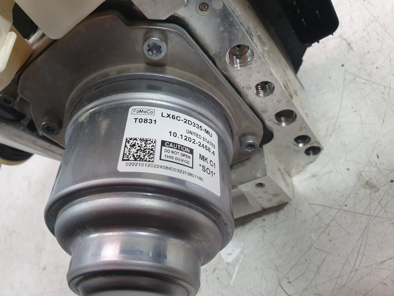 Recambio de bomba freno para ford kuga iii (dfk) 2.5 fhev referencia OEM IAM LX6C2C219MU  