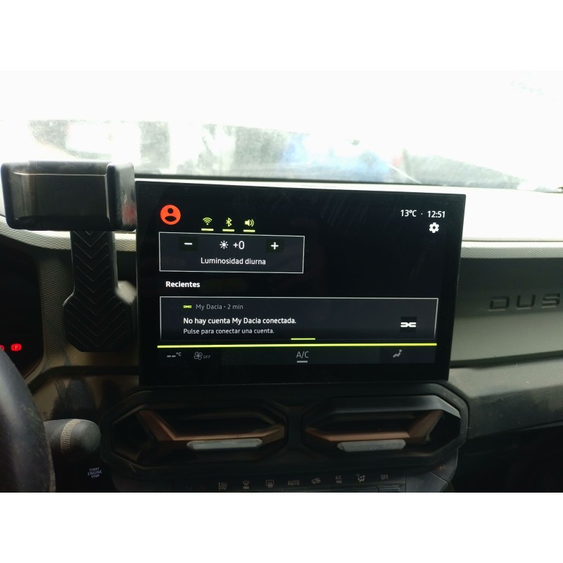 Recambio de pantalla multifuncion para dacia duster iii eco-g 100 essential referencia OEM IAM   