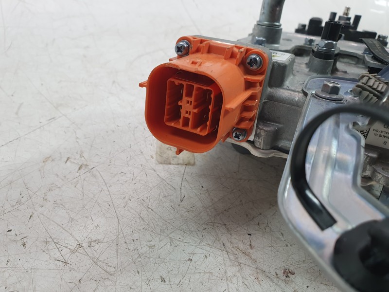 Recambio de inversor para ford kuga iii (dfk) 2.5 fhev referencia OEM IAM LX6814G646AG  