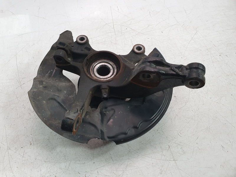 Recambio de mangueta delantera derecha para ford kuga iii (dfk) 2.5 fhev referencia OEM IAM 2451512  