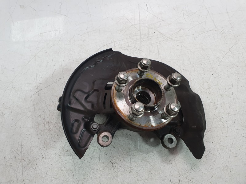 Recambio de mangueta delantera izquierda para ford kuga iii (dfk) 2.5 fhev referencia OEM IAM 2451516  