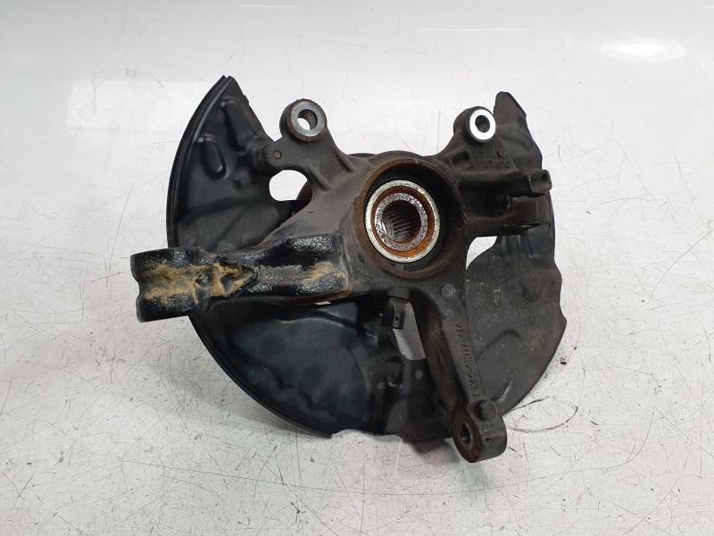 Recambio de mangueta delantera izquierda para ford kuga iii (dfk) 2.5 fhev referencia OEM IAM 2451516  