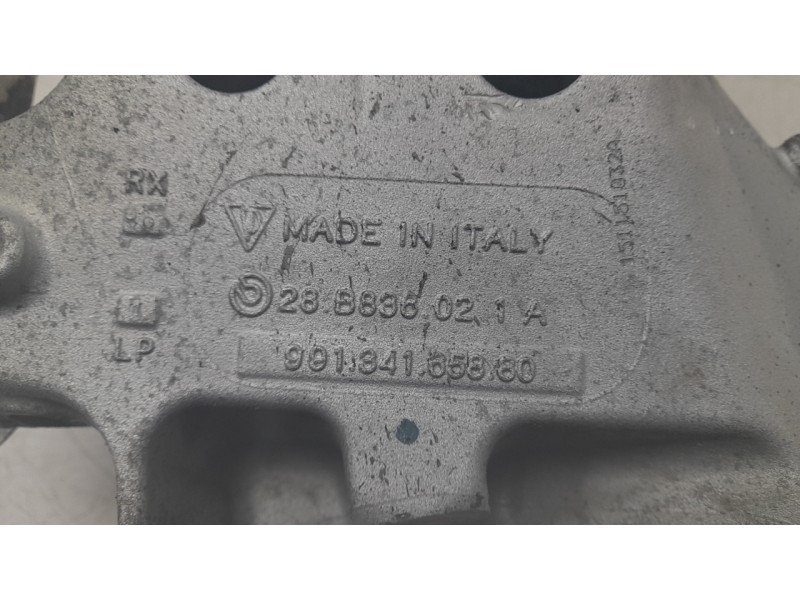 Recambio de mangueta delantera derecha para porsche cayman (typ 981c) gt4 referencia OEM IAM 99194165880  