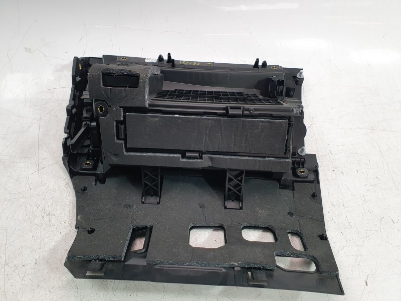 Recambio de guantera para audi a3 sportback (8ya, 8yf) 30 tdi referencia OEM IAM 8Y1857035A  