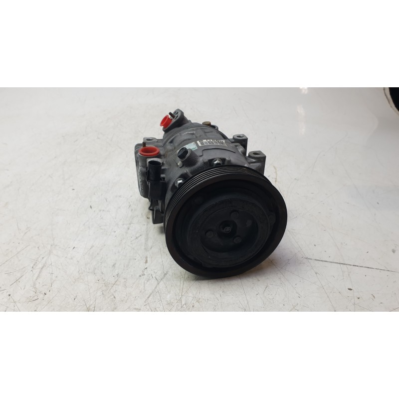 Recambio de compresor aire acondicionado para hyundai i30 (fd) 1.6 crdi referencia OEM IAM AN6CA06 32468 CAF480187HQ/M2212610